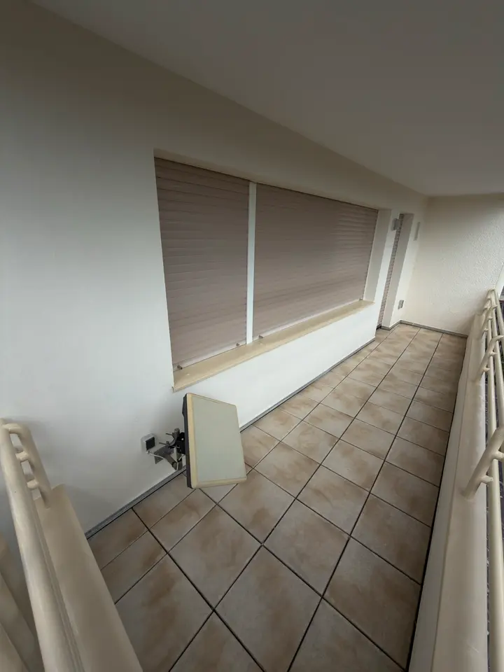 2 Zimmer Wohnung mit 70 m² in Wuppertal – Bild 3