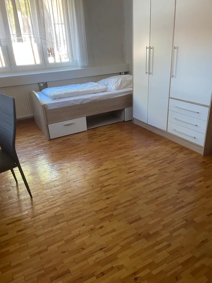 14 Zimmer Haus mit 230 m² in Schmalkalden – Bild 8
