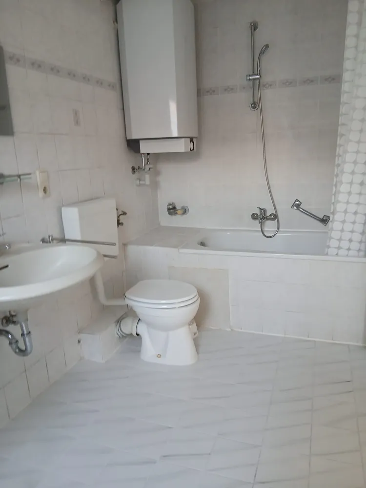 2 room apartment with 75 m² in Ludwigshafen am Rhein – Photo 3