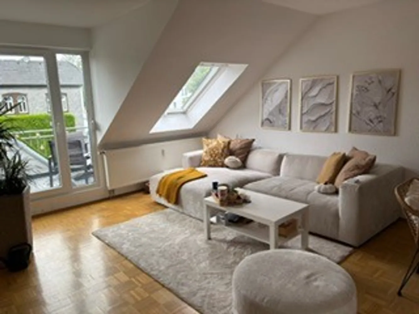 2 Zimmer Wohnung mit 74 m² in Aachen – Bild 1