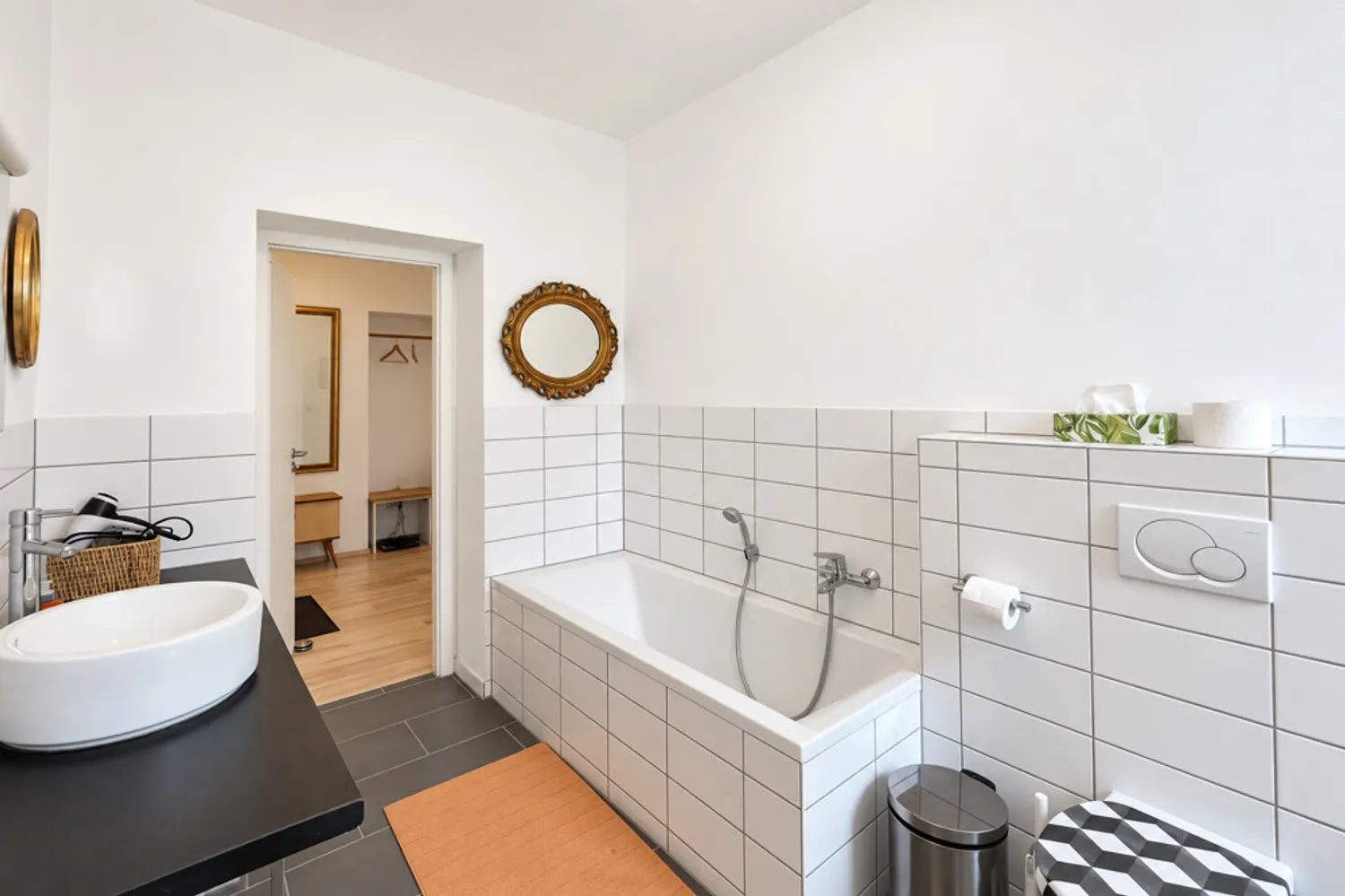 2 Zimmer Wohnung mit 55 m² in Düsseldorf – Bild 10