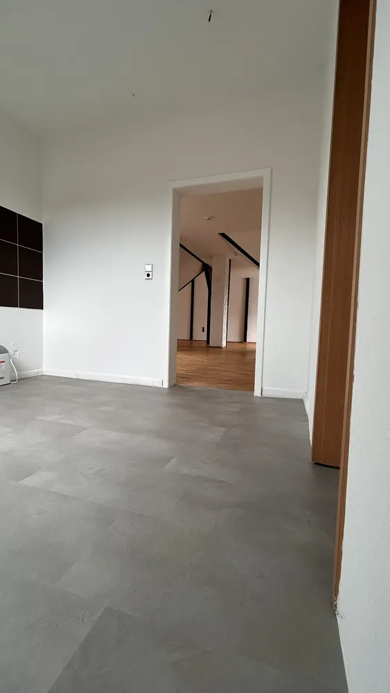 1 Zimmer Wohnung mit 74 m² in Velbert – Bild 2