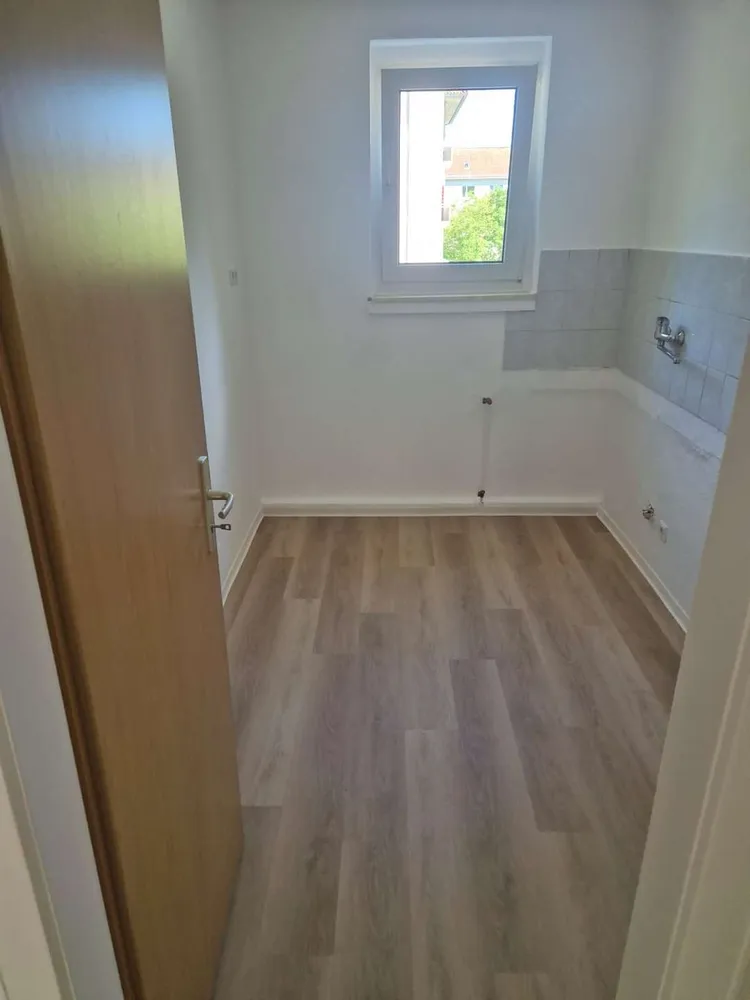 3 Zimmer Wohnung mit 68 m² in Weißenfels – Bild 4