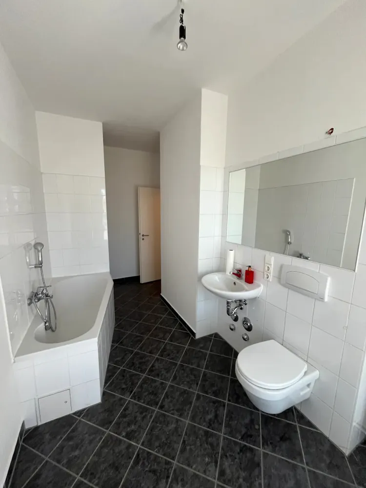 Shared room with 10 m² in Berlin – Photo 4