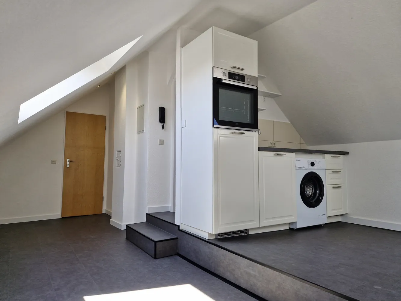 1 Zimmer Wohnung mit 38 m² in Düsseldorf – Bild 8