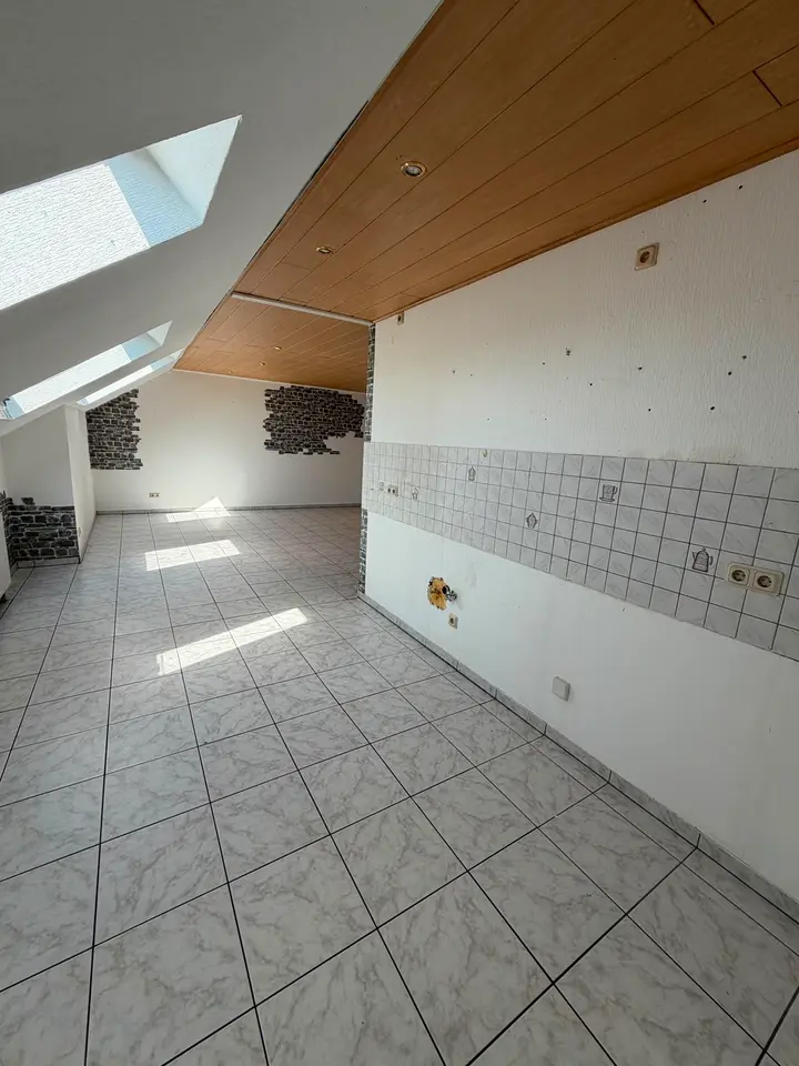 3 Zimmer Wohnung mit 82 m² in Saarbrücken – Bild 4