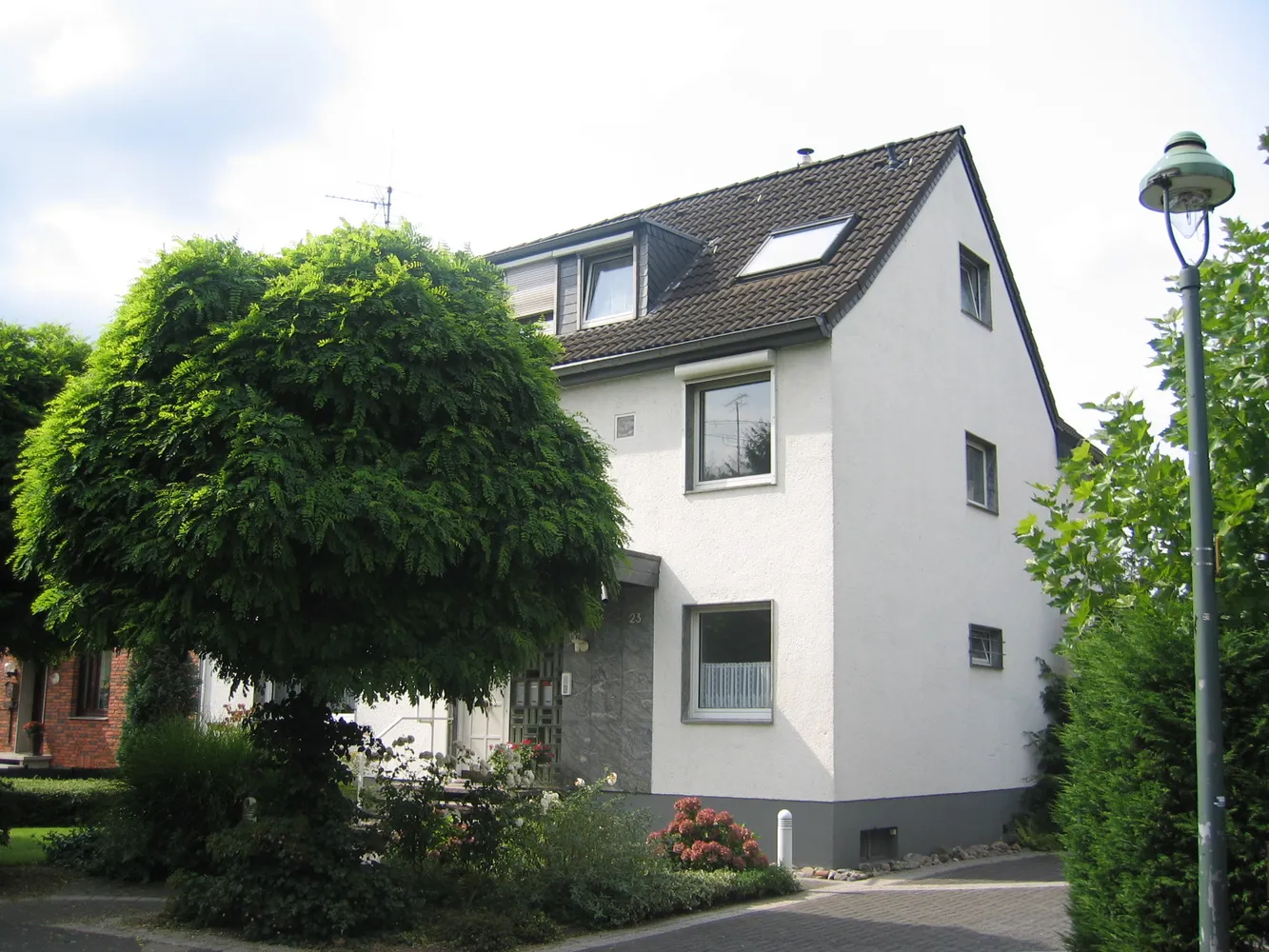 3 Zimmer Wohnung mit 89 m² in Düsseldorf – Bild 3