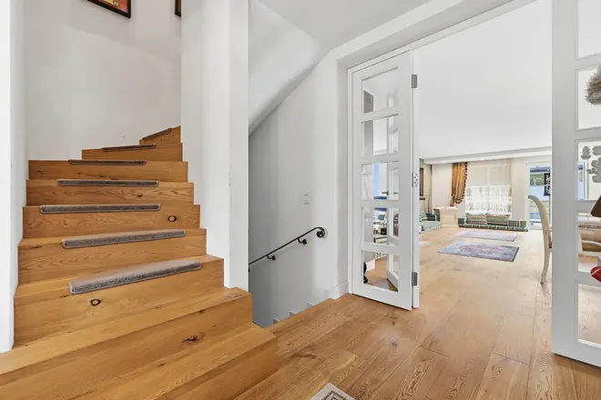 6 Zimmer Haus mit 195 m² in Köln – Bild 3