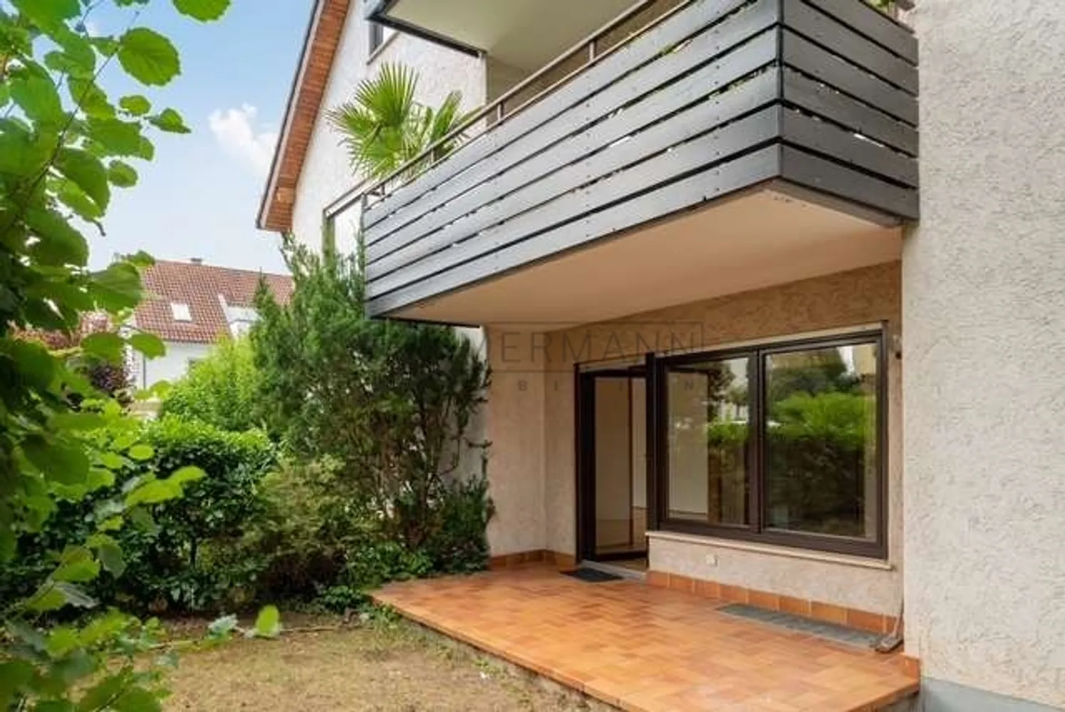 5 Zimmer Wohnung mit 138 m² in Stuttgart – Bild 1