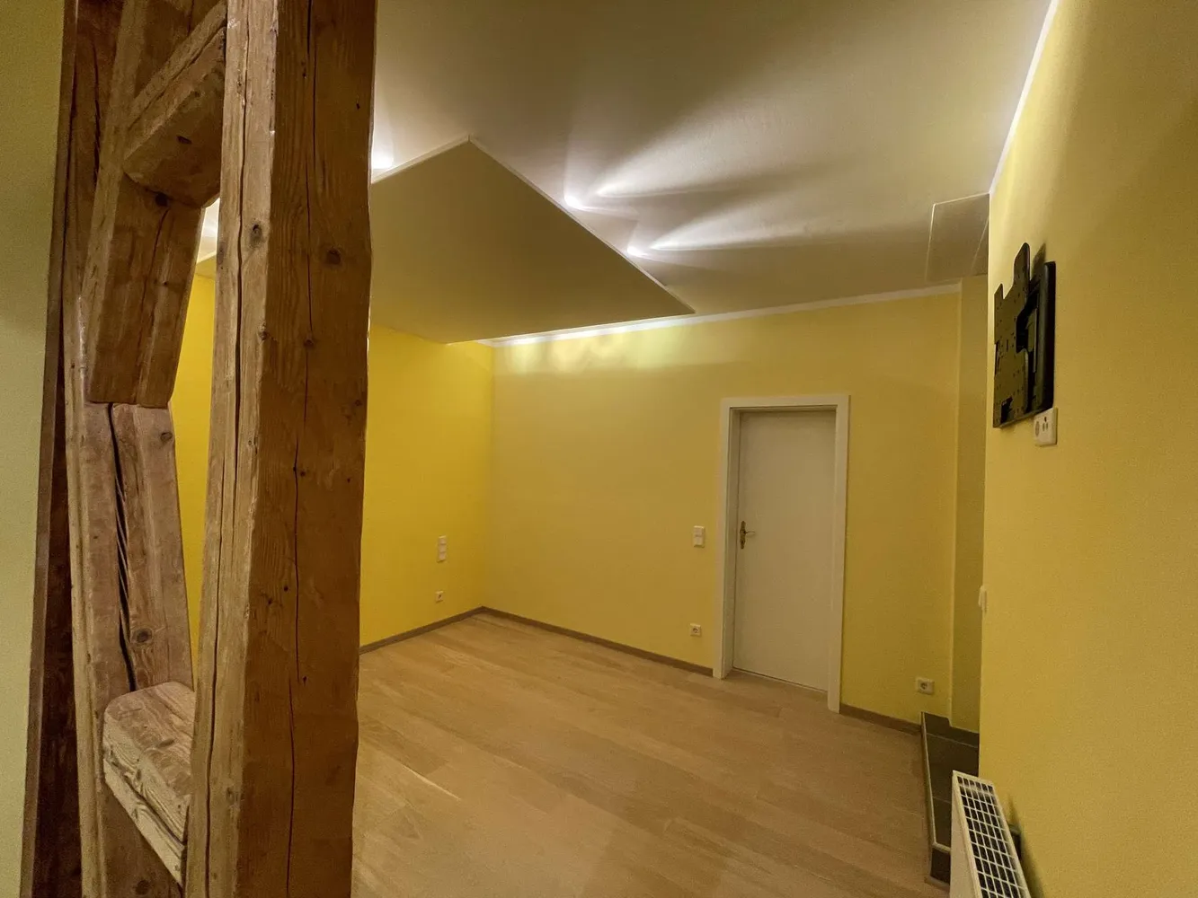 4 Zimmer Wohnung mit 113 m² in Sonneberg – Bild 2