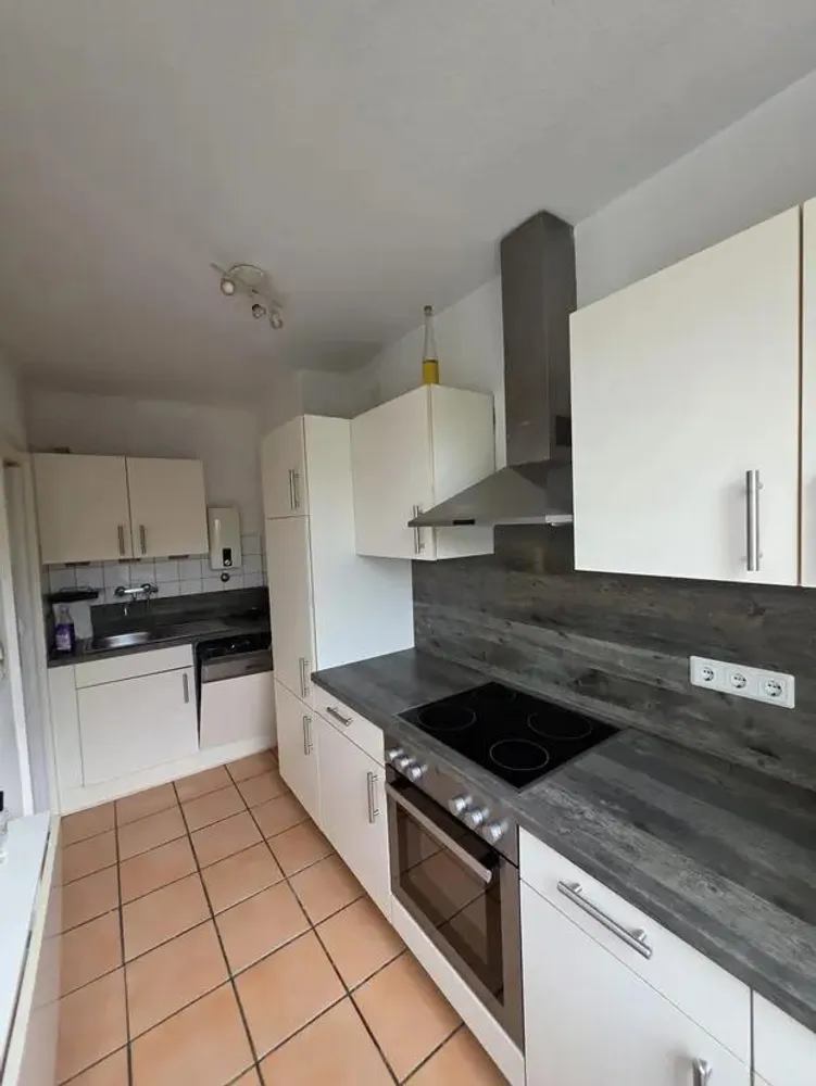2 Zimmer Wohnung mit 50 m² in Köln – Bild 2