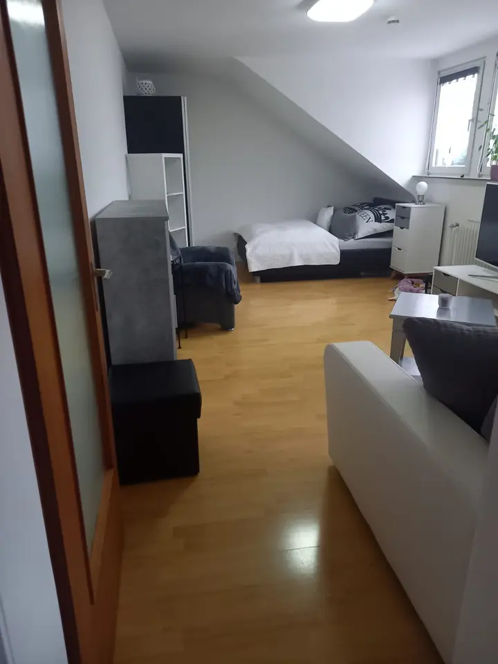 2 Zimmer Wohnung mit 40 m² in Oberhausen – Bild 2