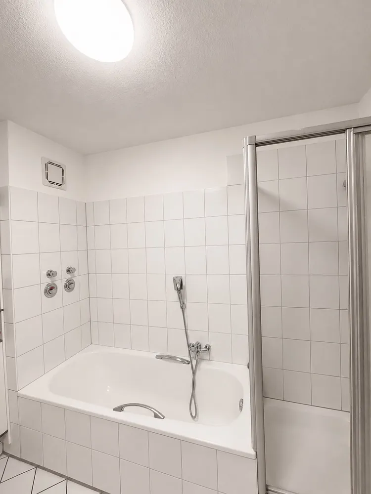 2 room apartment with 61 m² in Frankfurt am Main – Photo 3