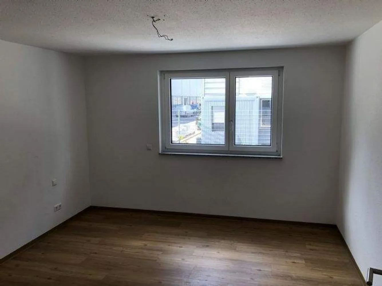 4 Zimmer Wohnung mit 101 m² in Esslingen am Neckar – Bild 2