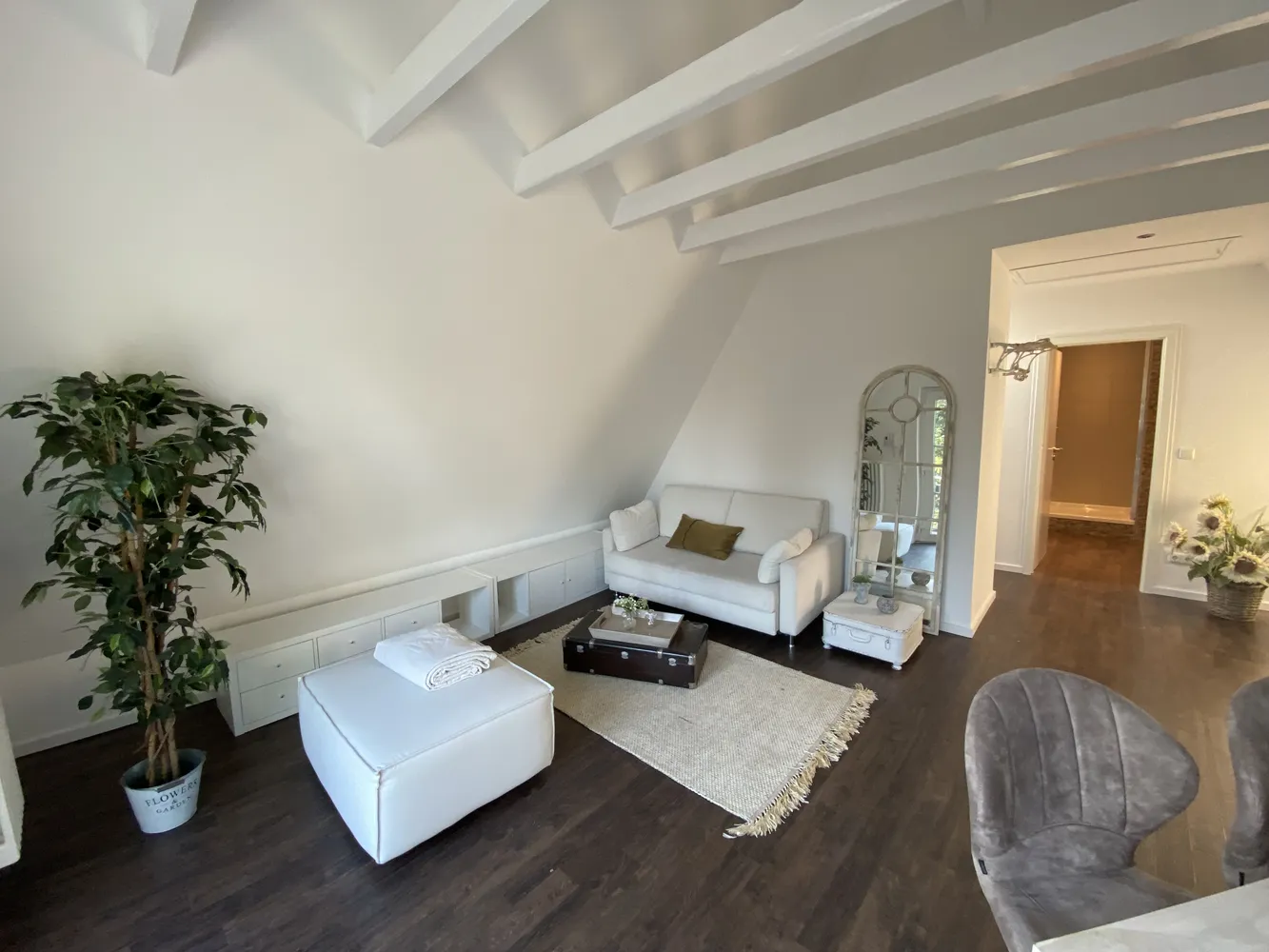 2 Zimmer Wohnung mit 55 m² in Essen – Bild 2