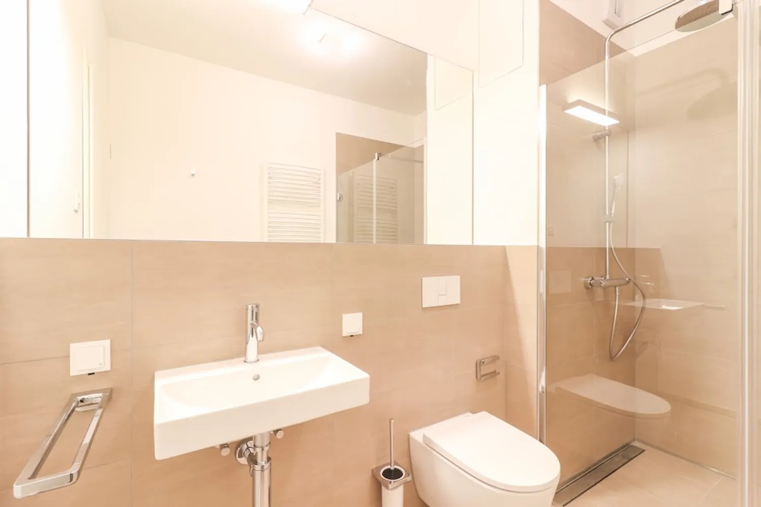 4 Zimmer Wohnung mit 131 m² in Frankfurt am Main – Bild 4