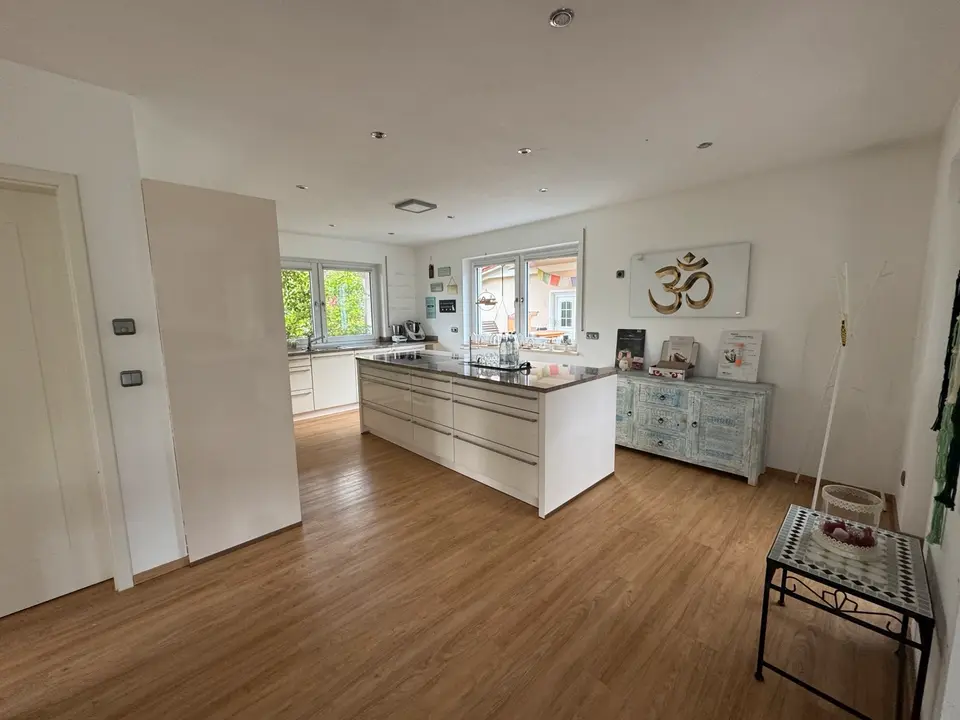 6 Zimmer Haus mit 166 m² in Augsburg – Bild 8