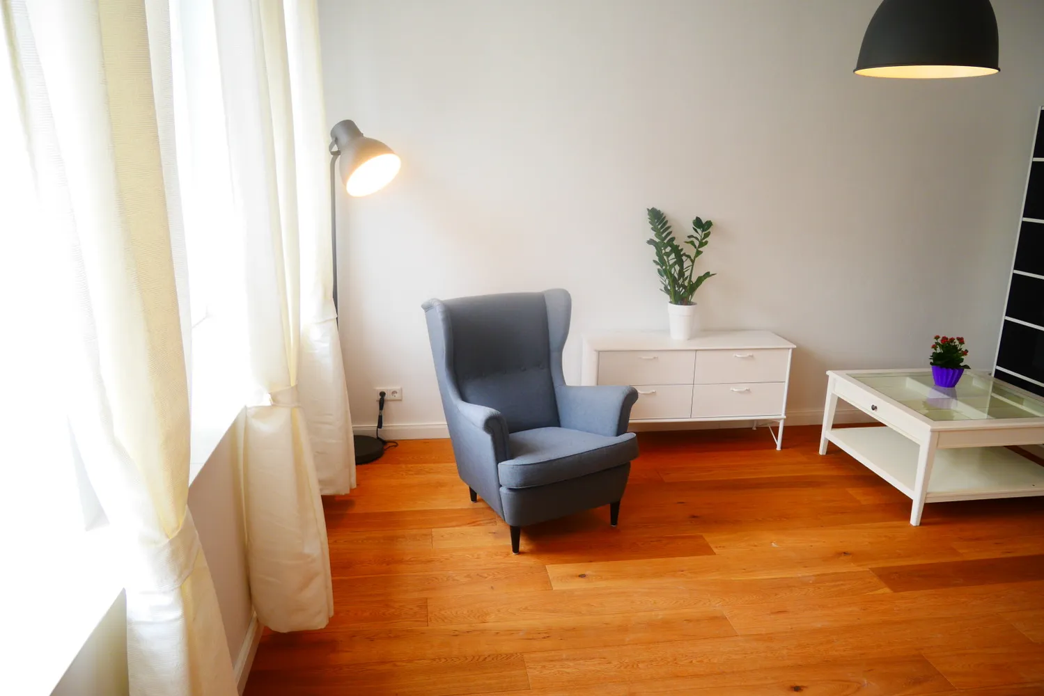 3 Zimmer Wohnung mit 93 m² in Düsseldorf – Bild 2