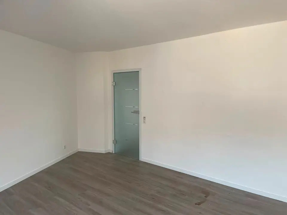 2 Zimmer Wohnung mit 42 m² in Düsseldorf – Bild 3