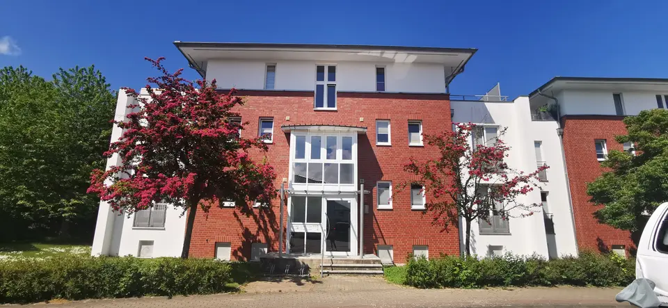 3 Zimmer Wohnung mit 70 m² in Rostock – Bild 1