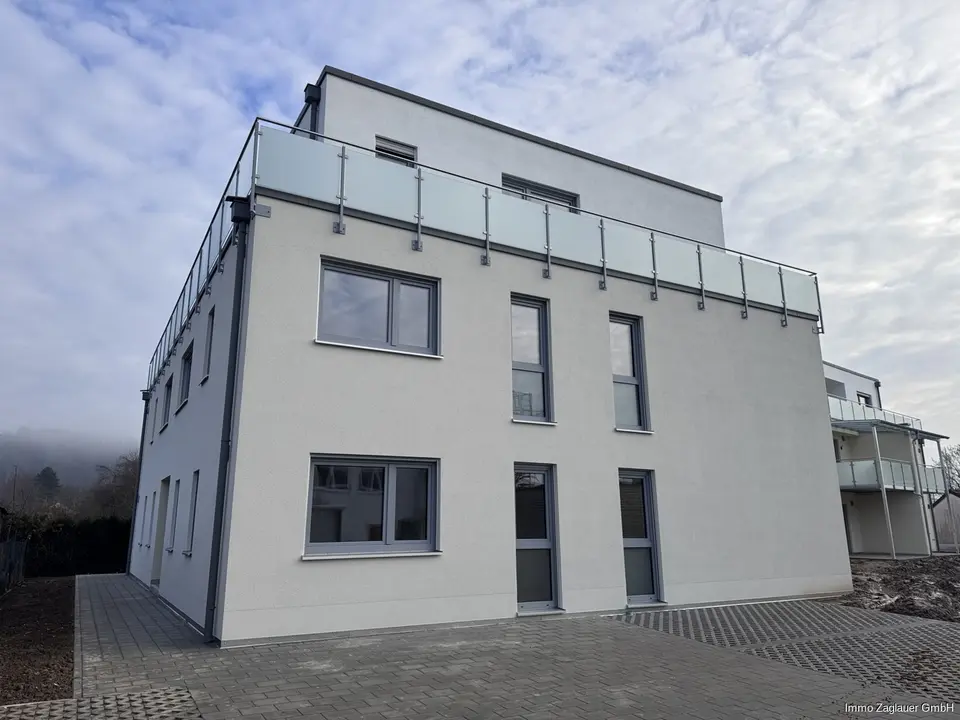 3 Zimmer Wohnung mit 129 m² in Deggendorf – Bild 4