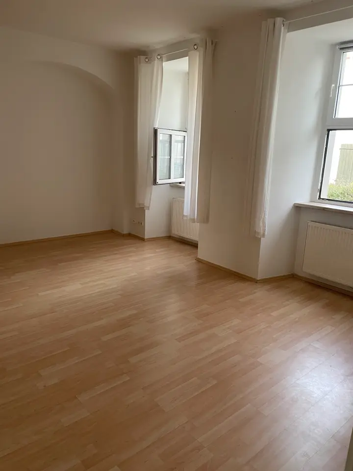 2 Zimmer Wohnung mit 90 m² in Köthen – Bild 2