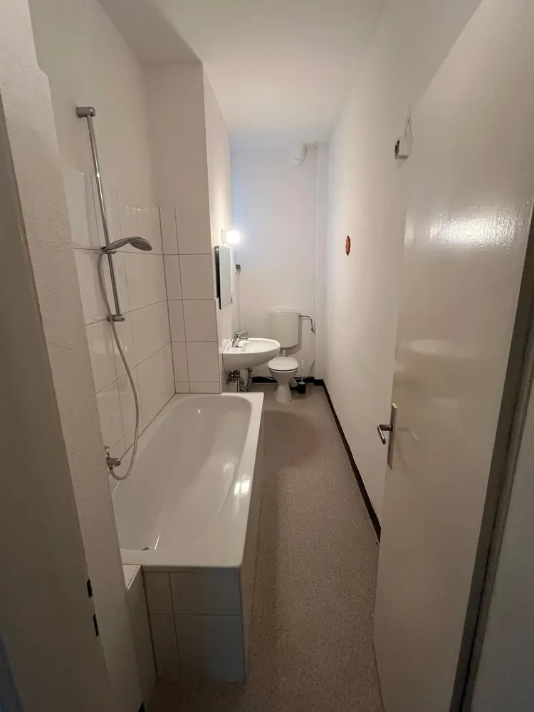 2 room apartment with 60 m² in Cologne – Photo 4
