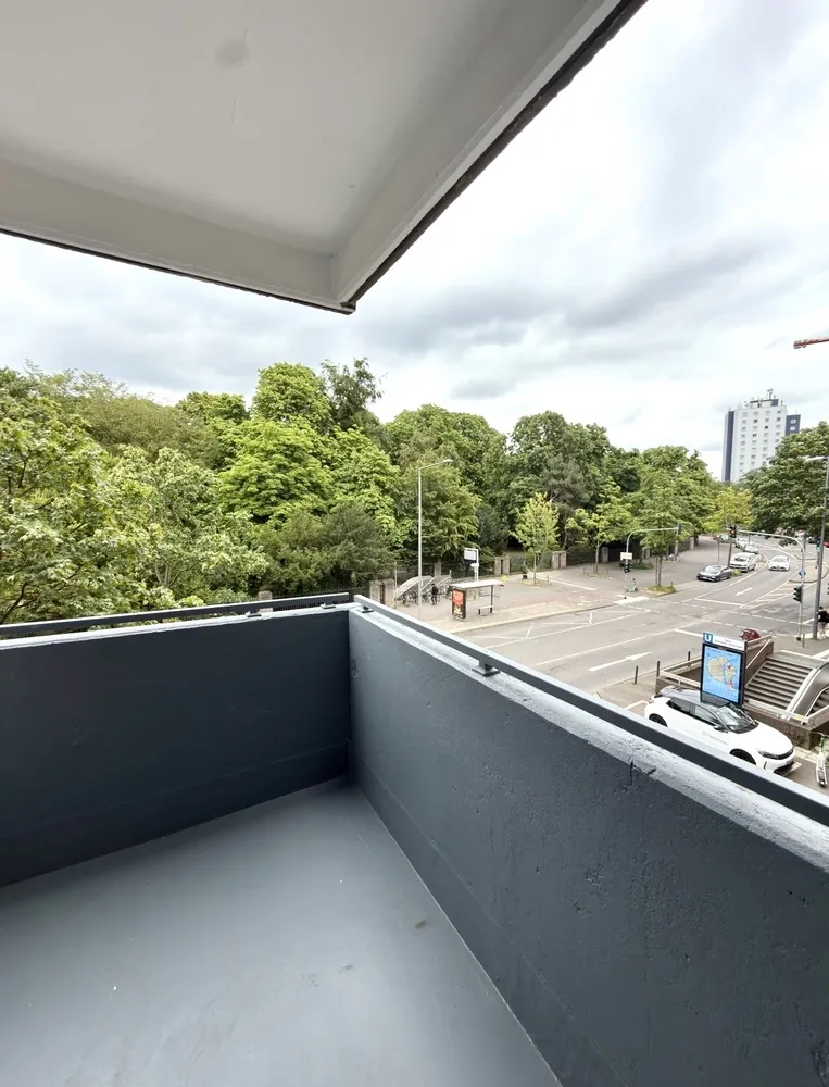 1 Zimmer Wohnung mit 35 m² in Köln – Bild 6