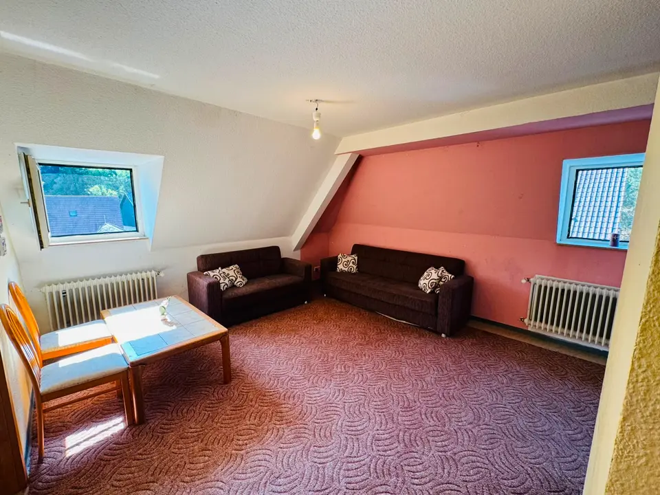 4 Zimmer Wohnung mit 90 m² in Kaiserslautern – Bild 2