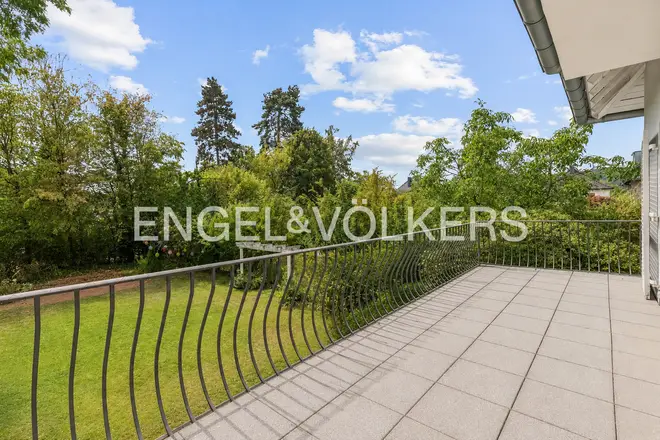 9 room house with 250 m² in Bonn – Photo 10