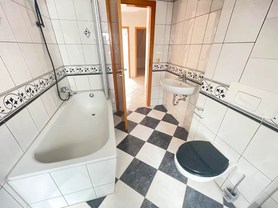 4 Zimmer Wohnung mit 95 m² in Zwickau – Bild 4