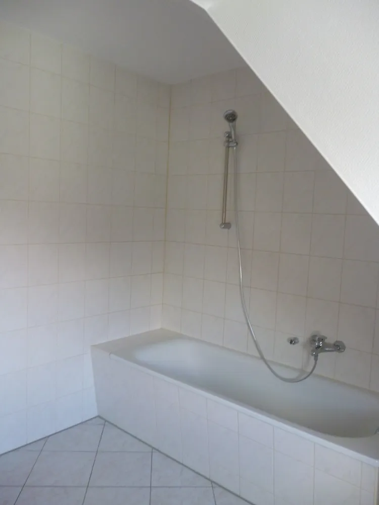 2 Zimmer Wohnung mit 47 m² in Weißenfels – Bild 4