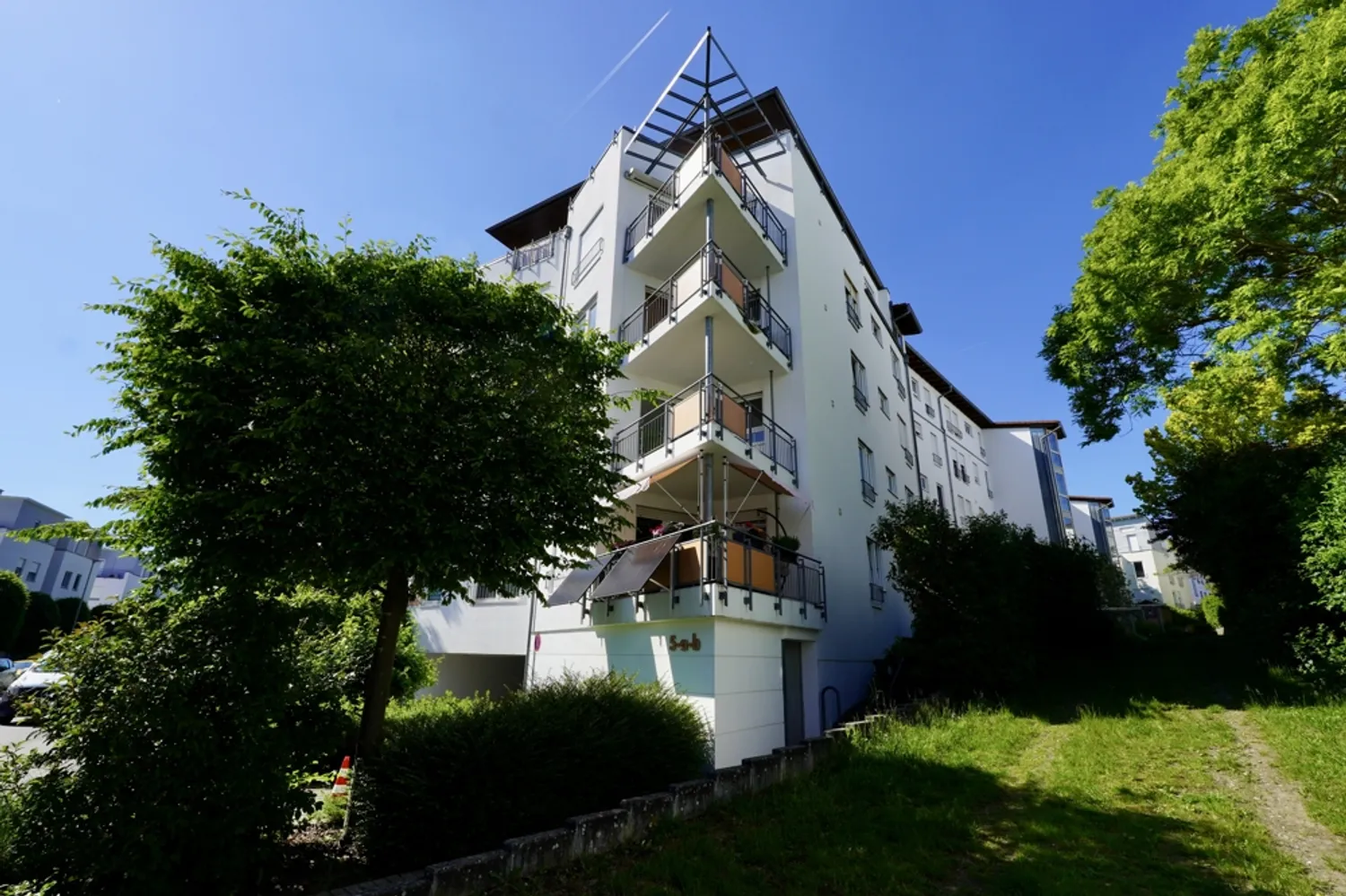 3 Zimmer Wohnung mit 83 m² in Wiesbaden – Bild 2