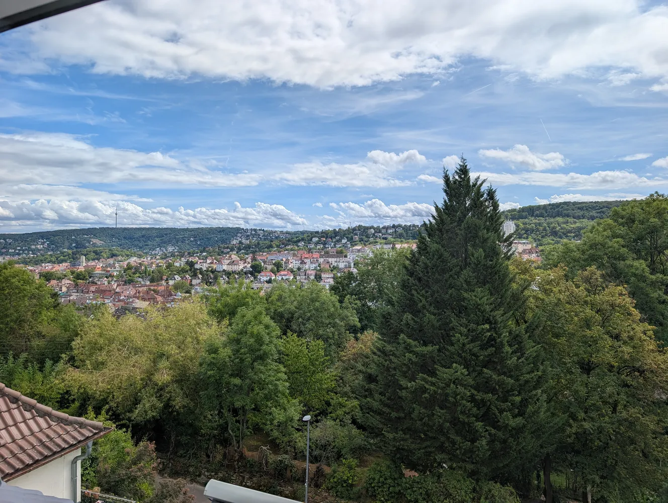 4 room apartment with 95 m² in Stuttgart – Photo 1