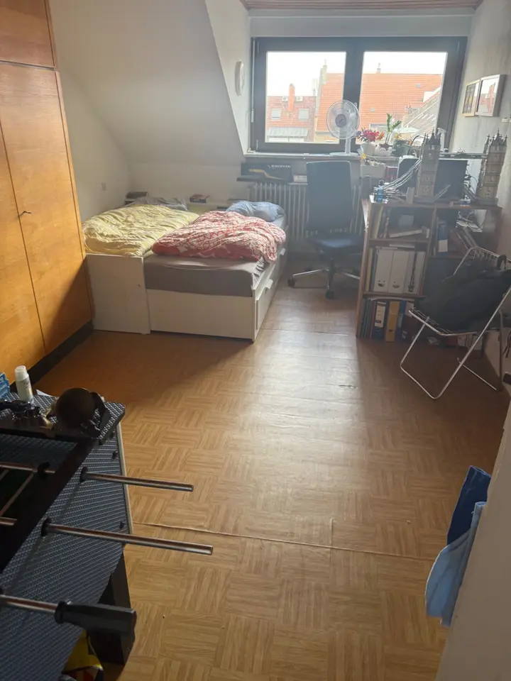4 Zimmer Wohnung mit 81 m² in Karlsruhe – Bild 2