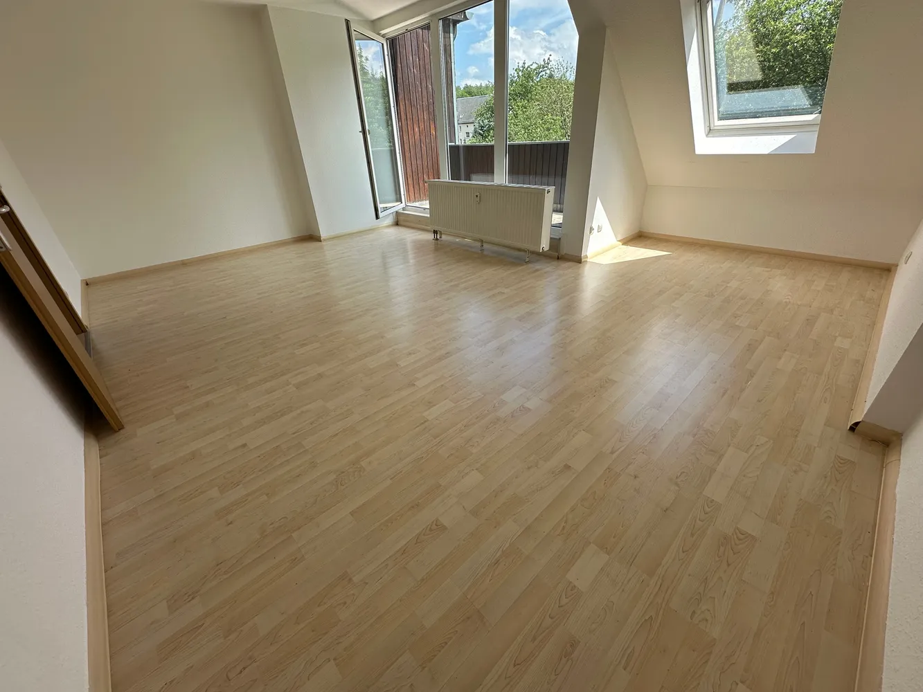 3 Zimmer Wohnung mit 84 m² in Chemnitz – Bild 2