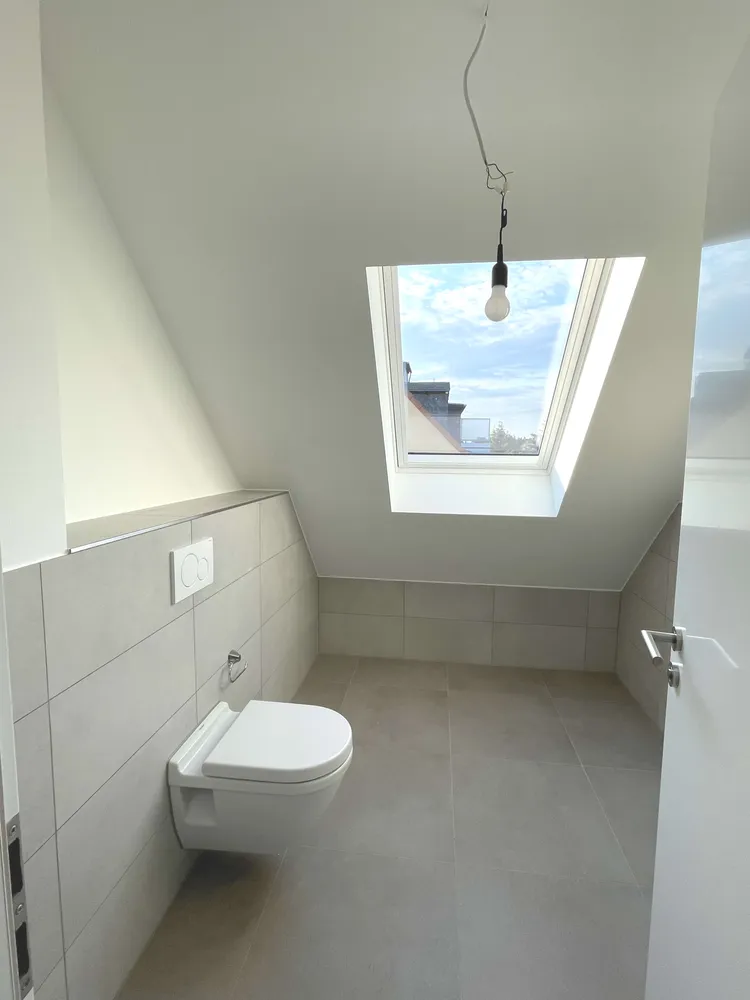 4 Zimmer Wohnung mit 185 m² in Düsseldorf – Bild 3