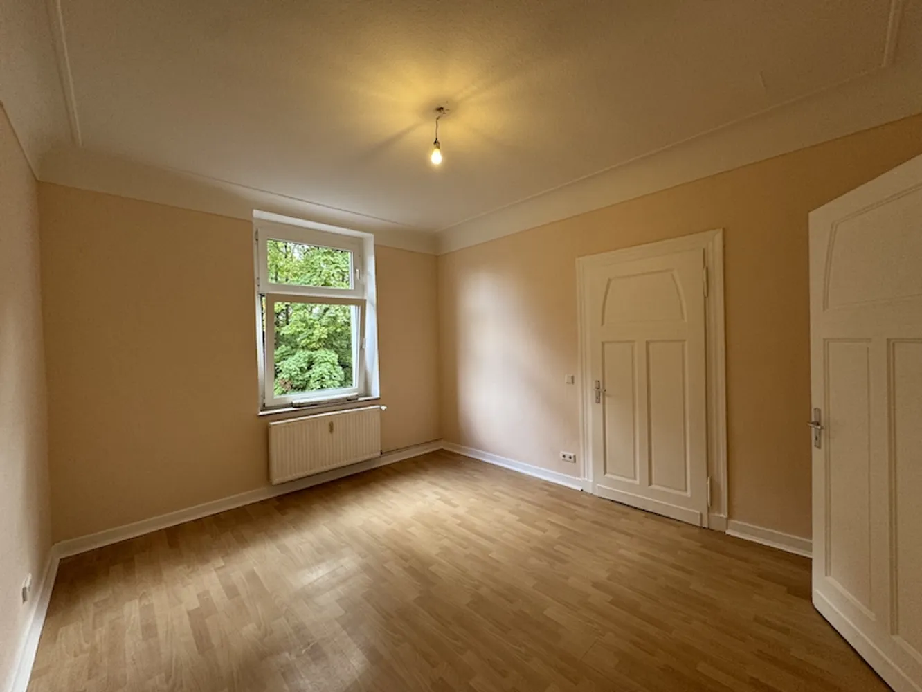 2 room apartment with 54 m² in Düsseldorf – Photo 1