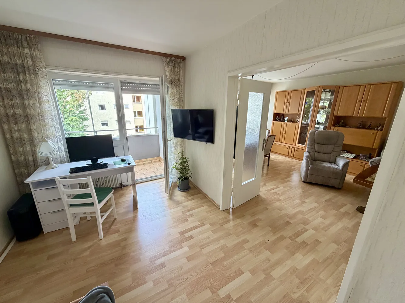 4 Zimmer Wohnung mit 93 m² in Karlsruhe – Bild 8