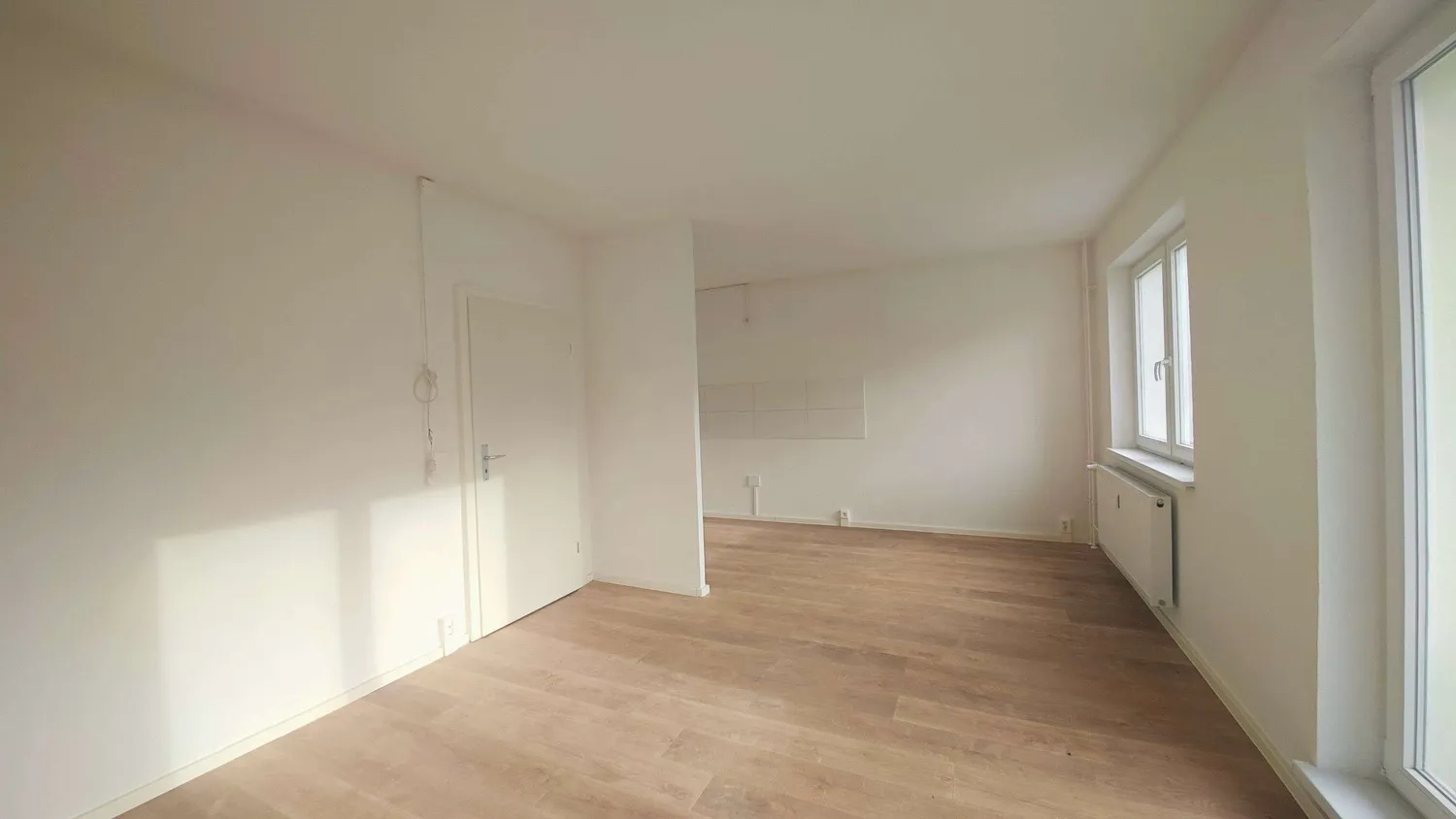 7 Zimmer Wohnung mit 118 m² in Halle (Saale) – Bild 1