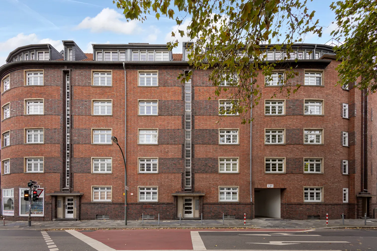 2 Zimmer Wohnung mit 54 m² in Düsseldorf – Bild 2