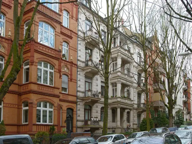 4 Zimmer Wohnung mit 125 m² in Wiesbaden – Bild 1