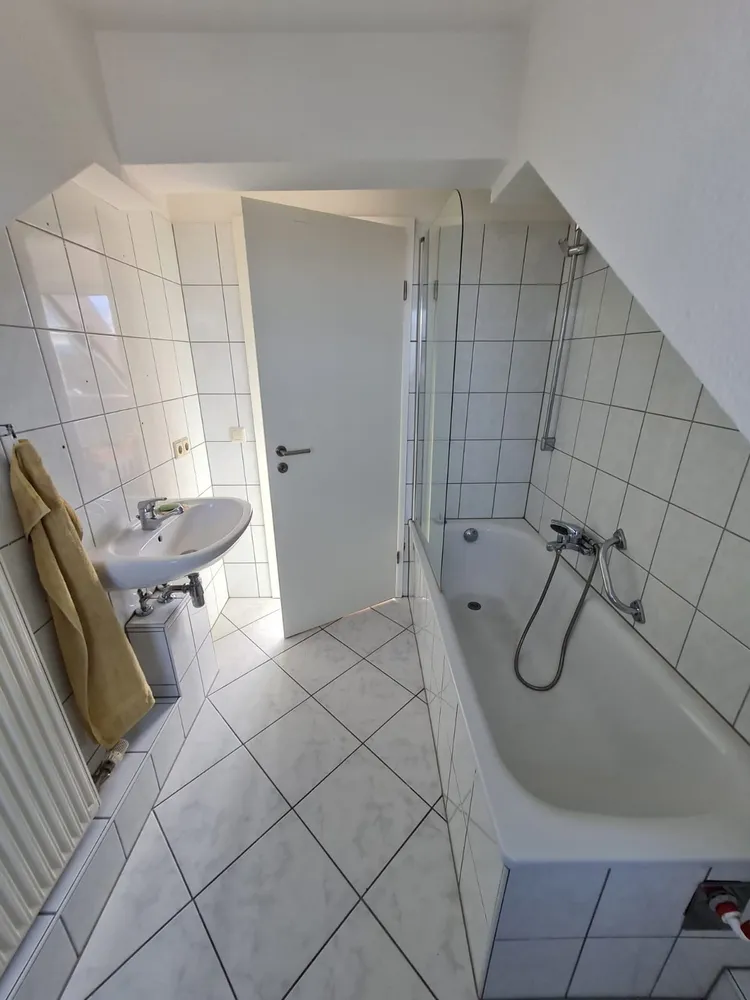 3 Zimmer Wohnung mit 80 m² in Karlsruhe – Bild 12