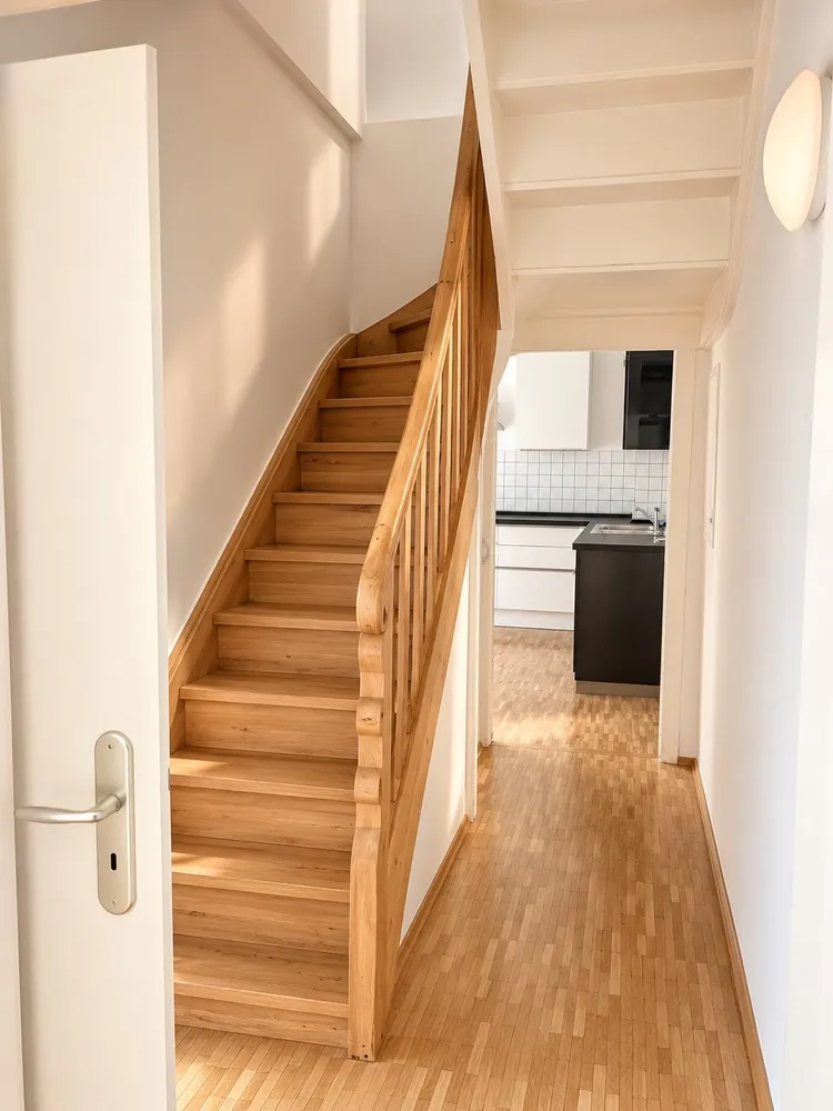 4 Zimmer Wohnung mit 133 m² in Düsseldorf – Bild 3