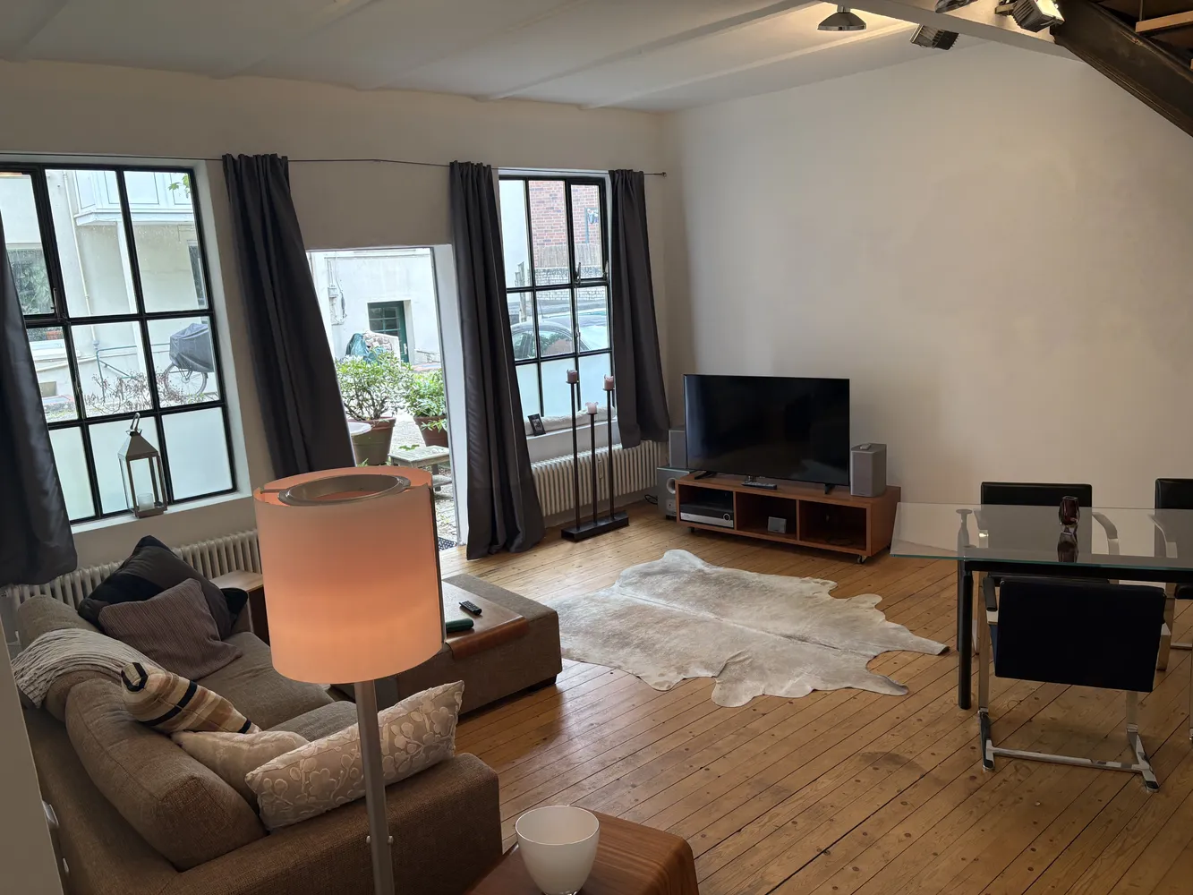 2 room apartment with 95 m² in Hamburg – Photo 3