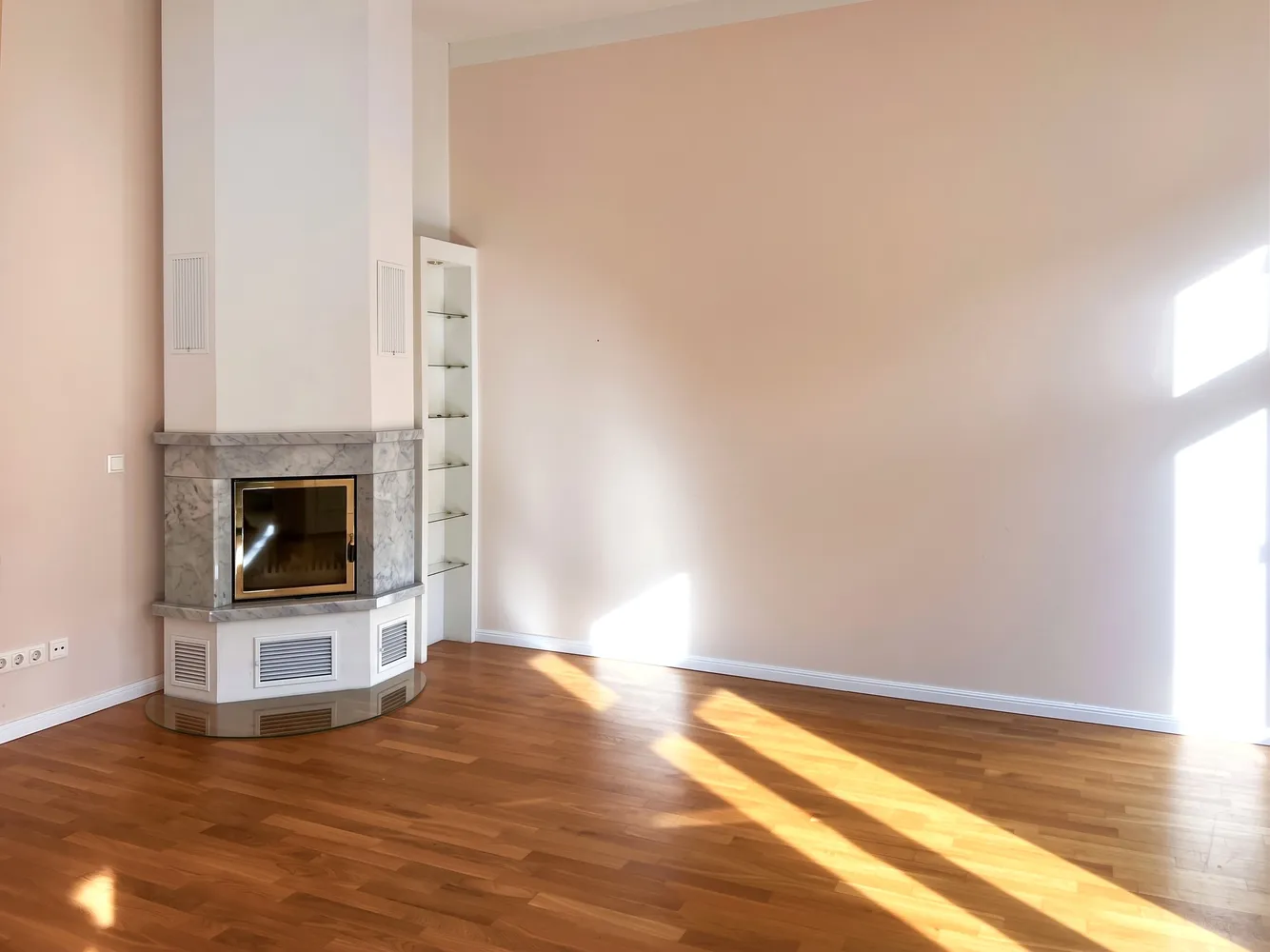 3 Zimmer Wohnung mit 100 m² in Berlin – Bild 1