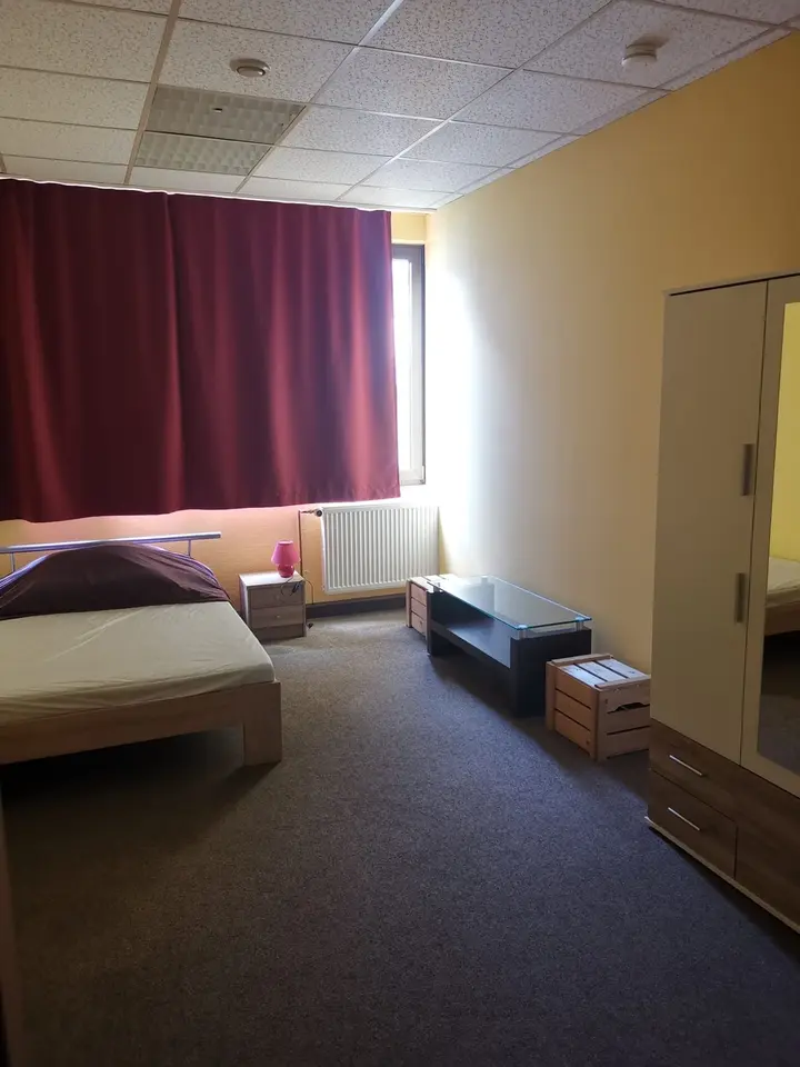 5 Zimmer Wohnung mit 105 m² in Sonneberg – Bild 2