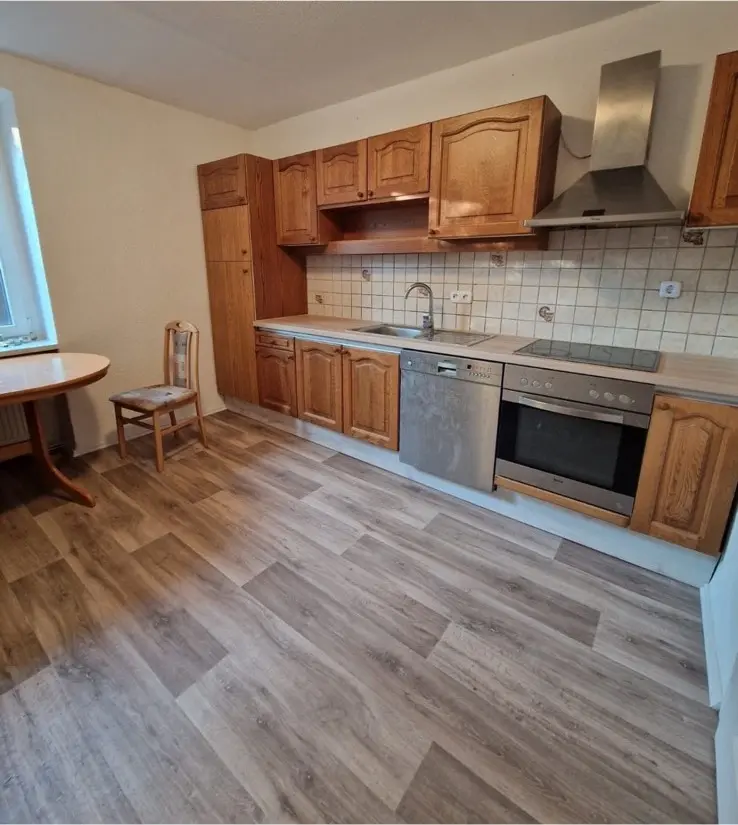 3 Zimmer Wohnung mit 80 m² in Sonneberg – Bild 4