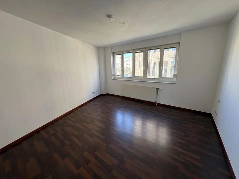 4 Zimmer Wohnung mit 124 m² in Zwickau – Bild 3