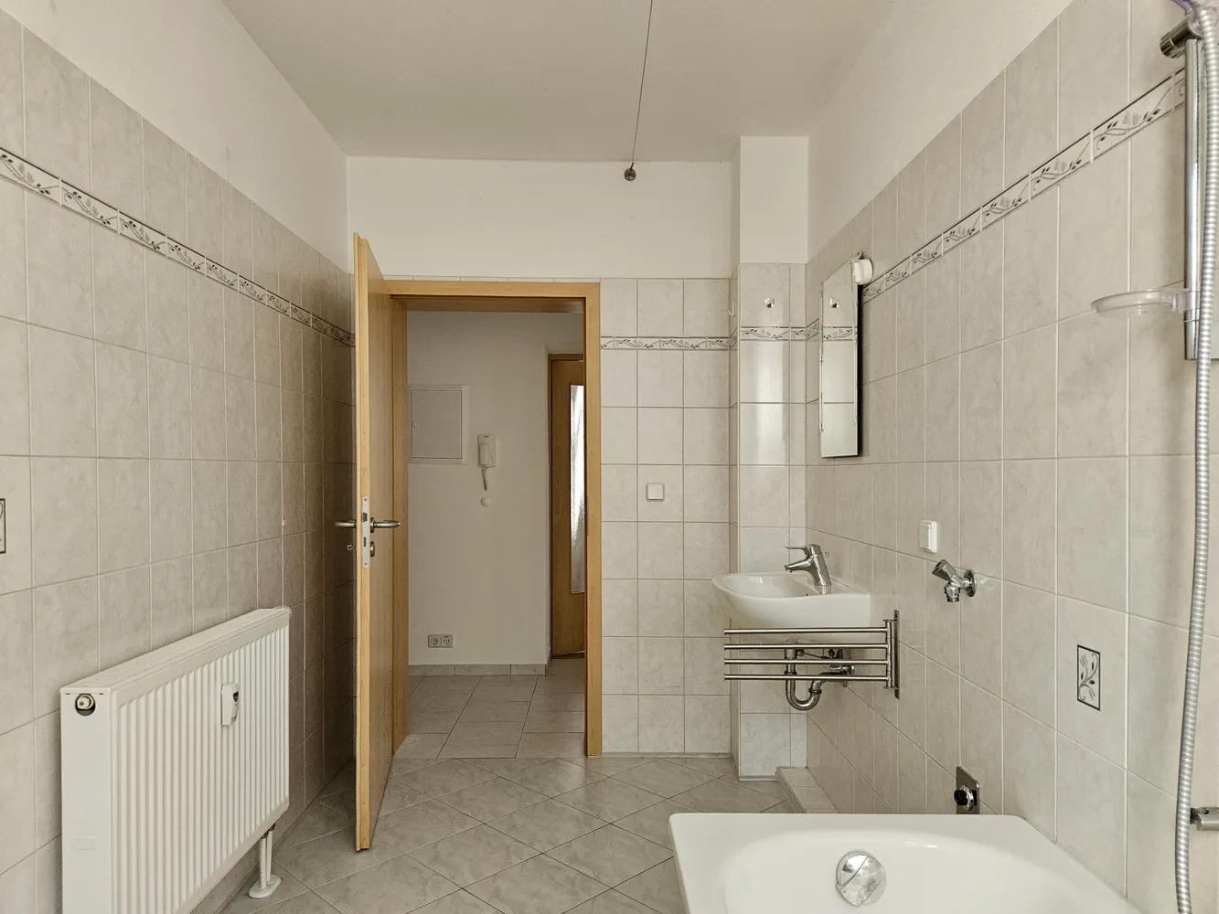 1 Zimmer Wohnung mit 40 m² in Halle (Saale) – Bild 12